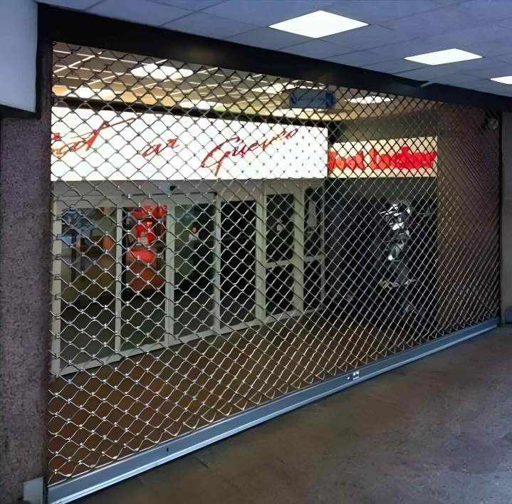 Fabrication de grilles de magasin Plabennec