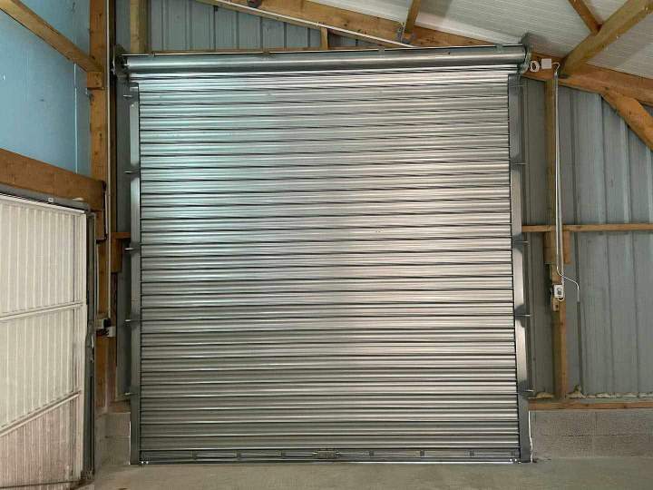 Pose de rideau métallique Plabennec