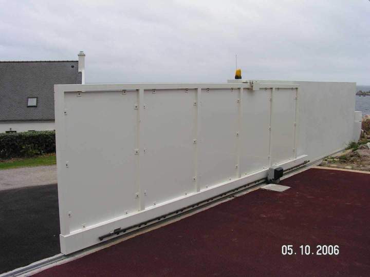 Portail robuste Plabennec