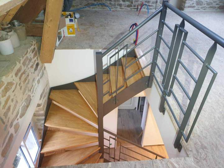 Conception d’escaliers design Plabennec