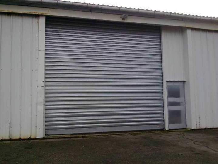 Entretien de rideaux métalliques et grilles de magasins Plabennec