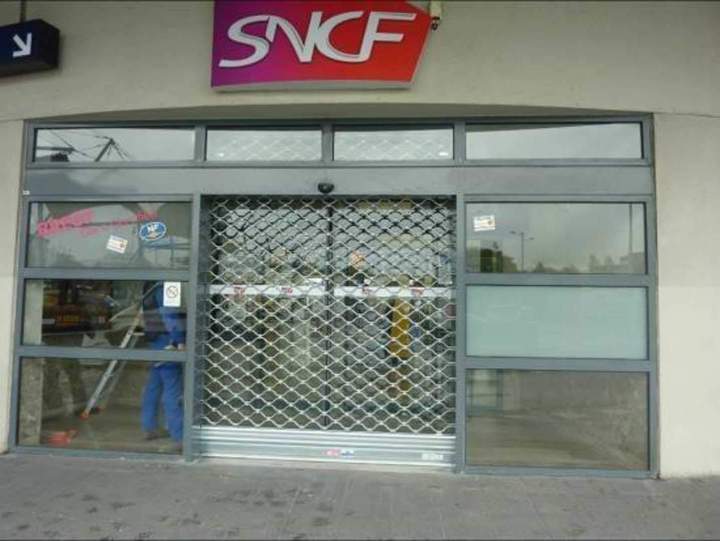 Fabrication de rideaux métalliques et grilles de magasins Plabennec