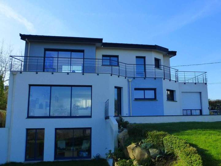 Installation de garde corps contemporains Plabennec